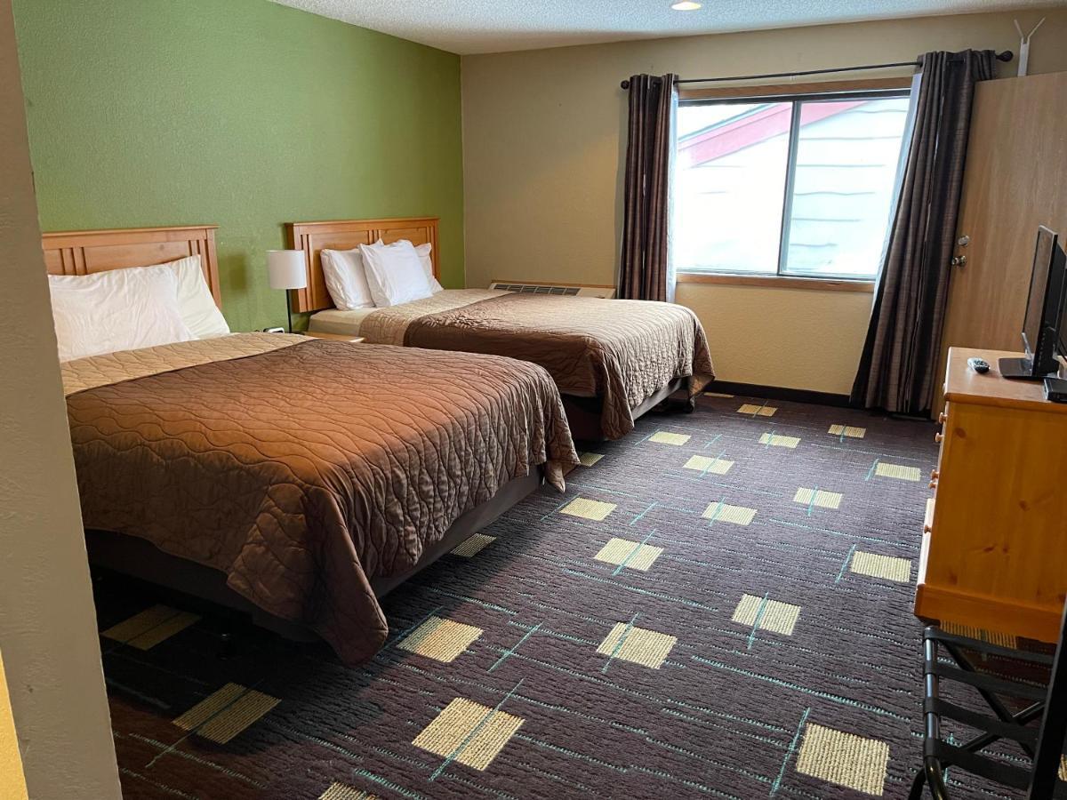 Walker Hotel Екстер'єр фото
